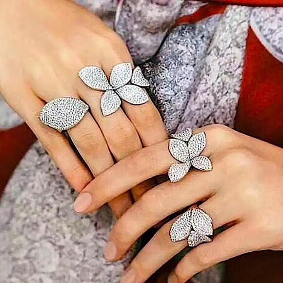 Silver Four Leaf Clover Zircon Ring Two Piece Set - Picture 3 of 8